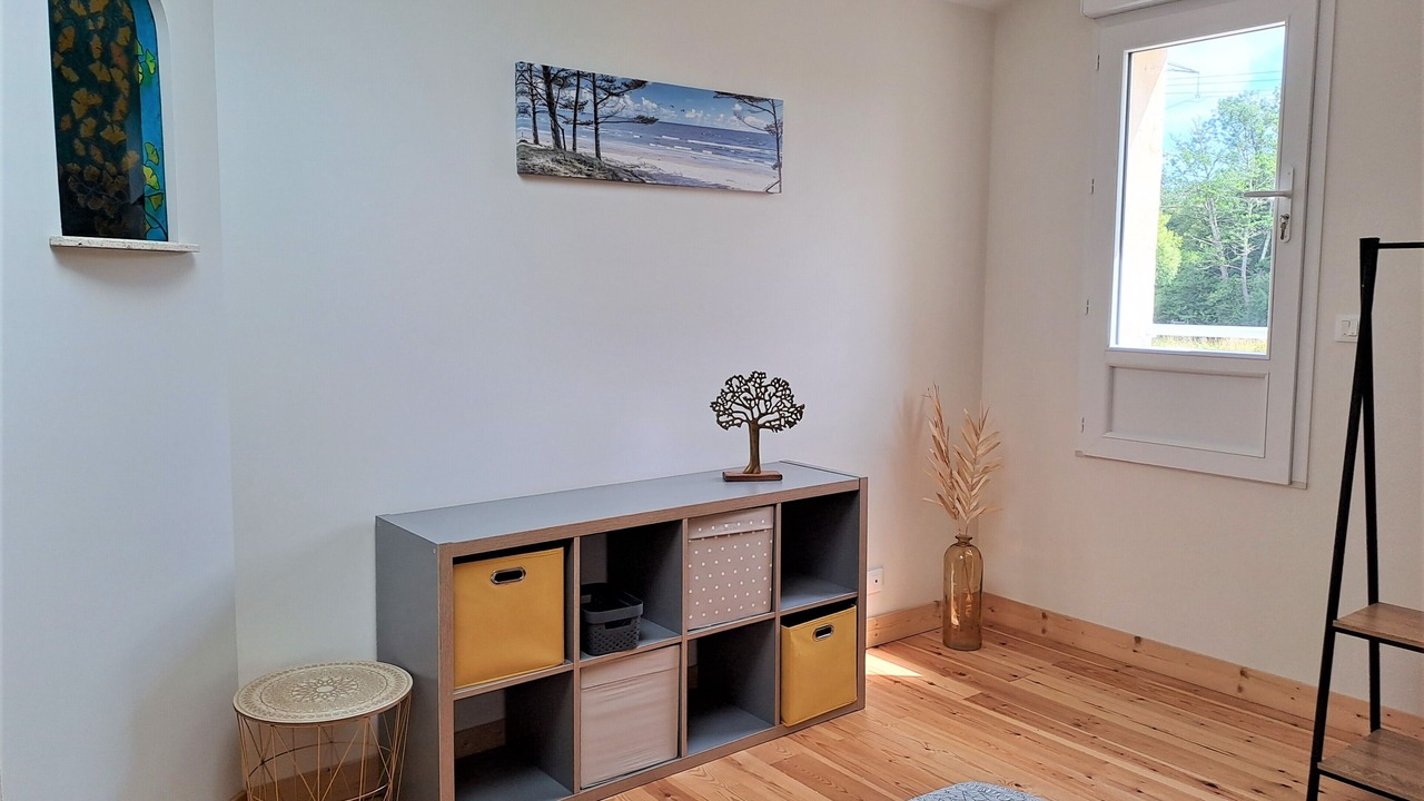 Photo of Bedroom in Saint-Andre-de-Cubzac