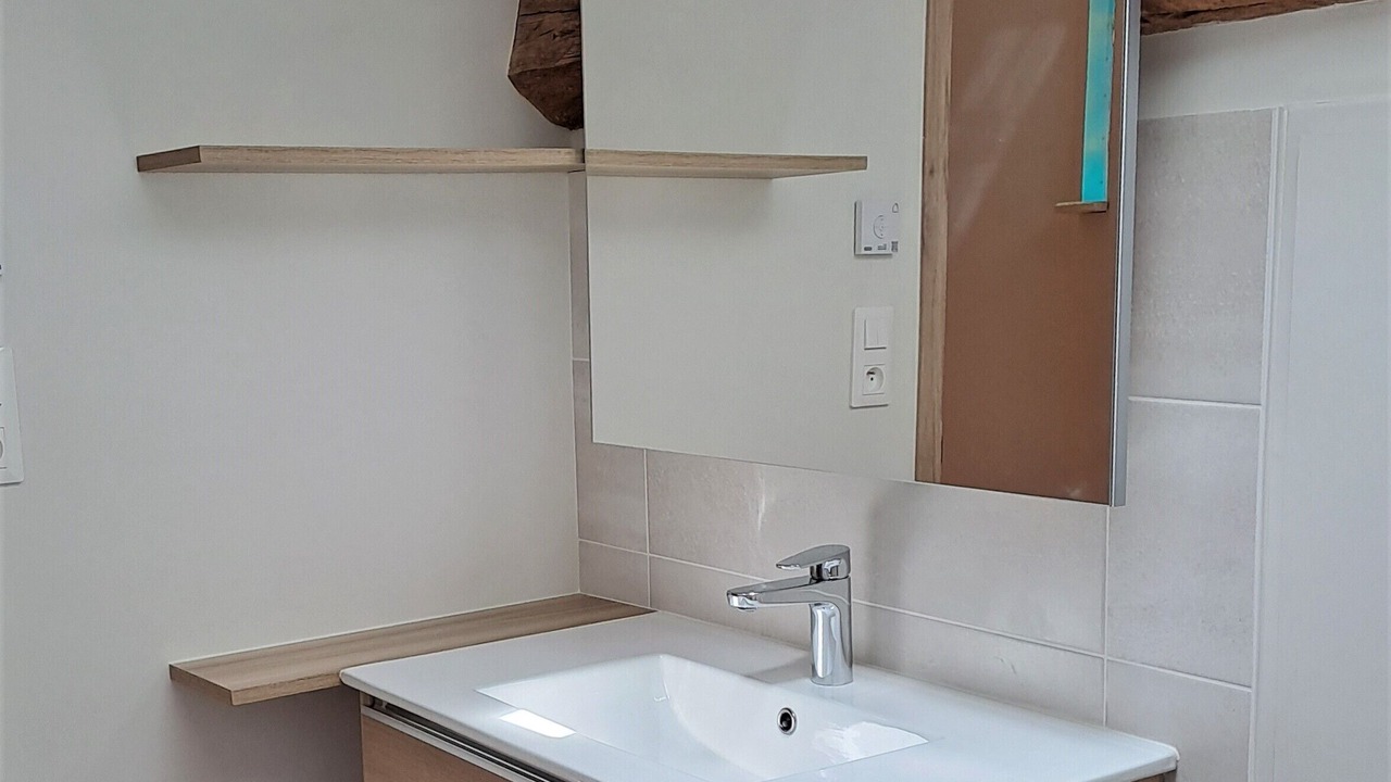 Photo of Bathroom in Saint-Andre-de-Cubzac