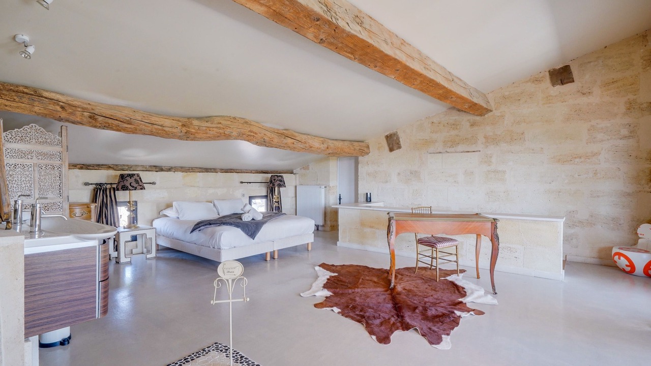 Photo of Bedroom in Castillon-la-Bataille