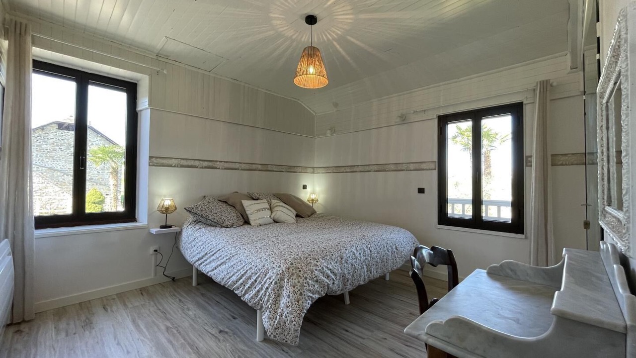 Photo of Bedroom in Asson