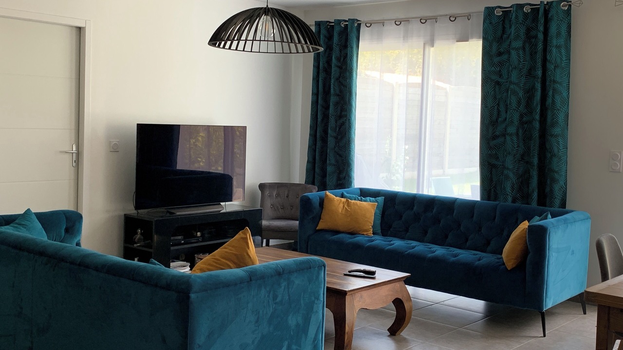 Photo of Livingroom in Saint-Andre-de-Cubzac