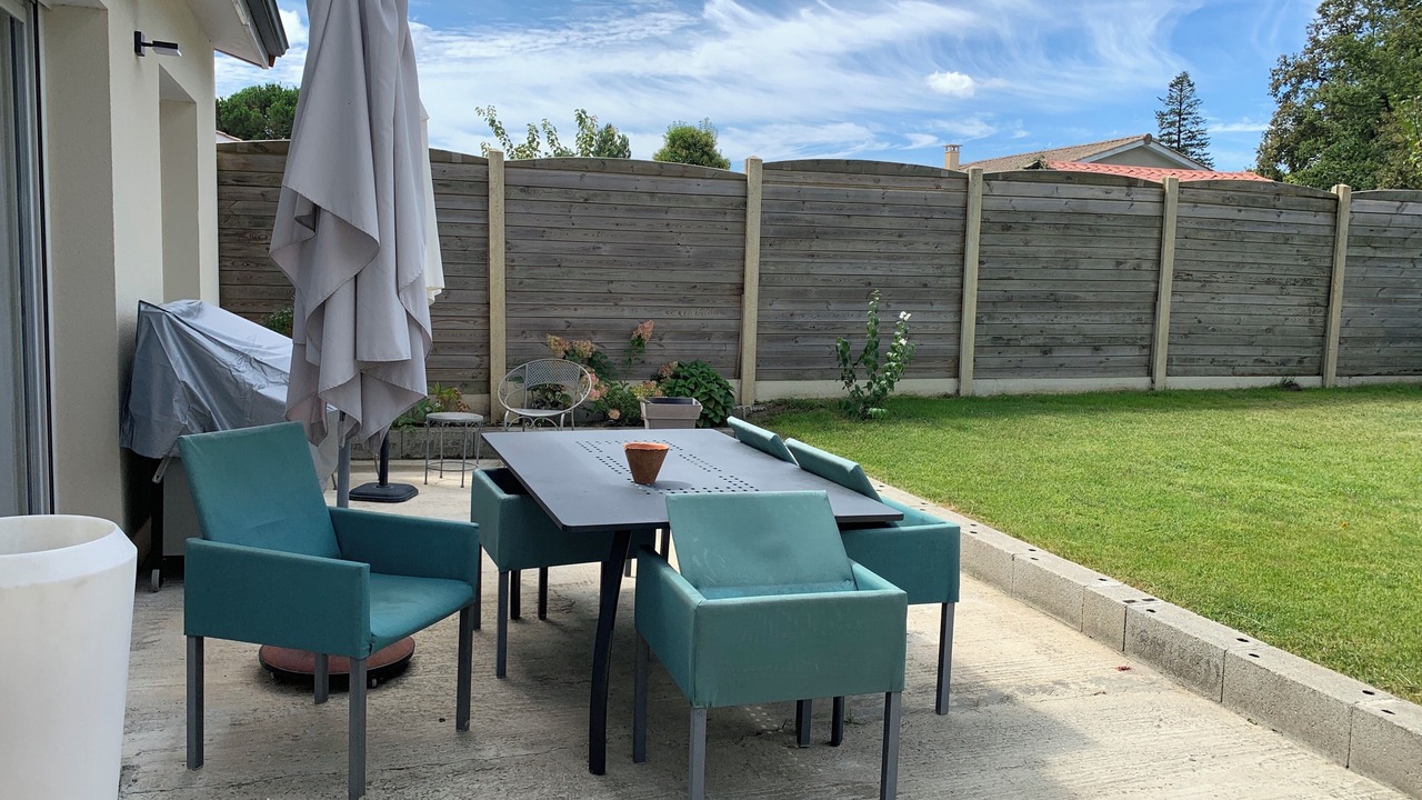 Photo of Outdoor in Saint-Andre-de-Cubzac