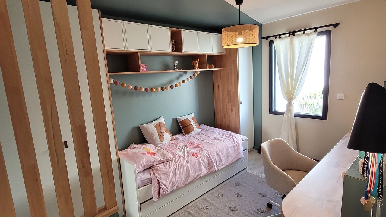 Photo of Bedroom in Chauray