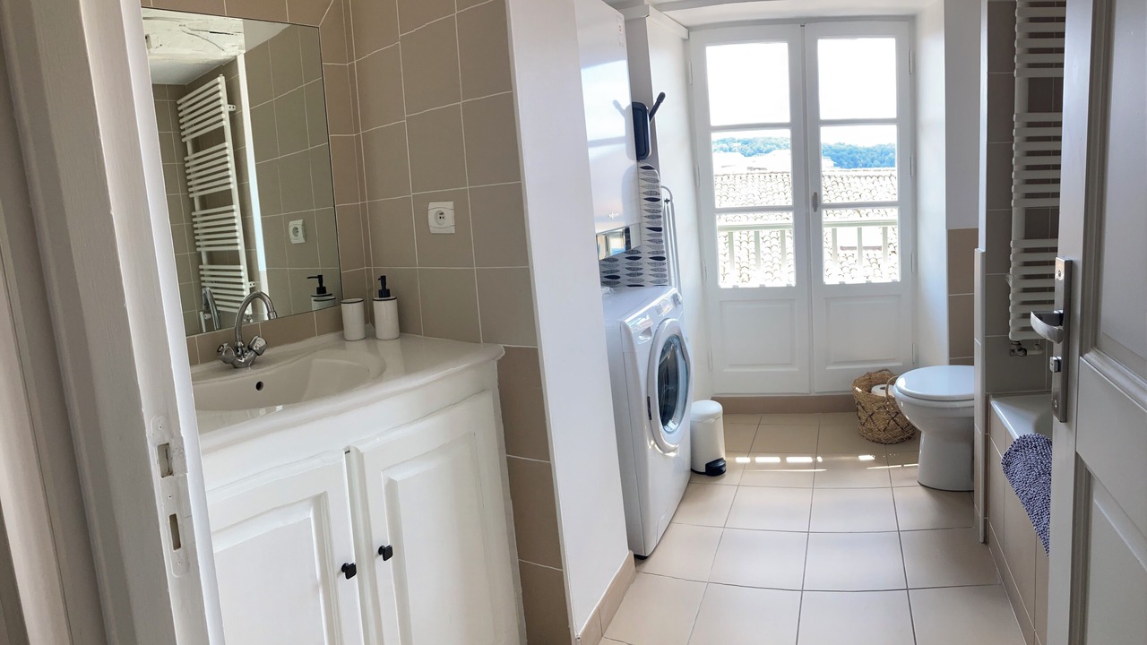 Photo of Bathroom in Perigueux