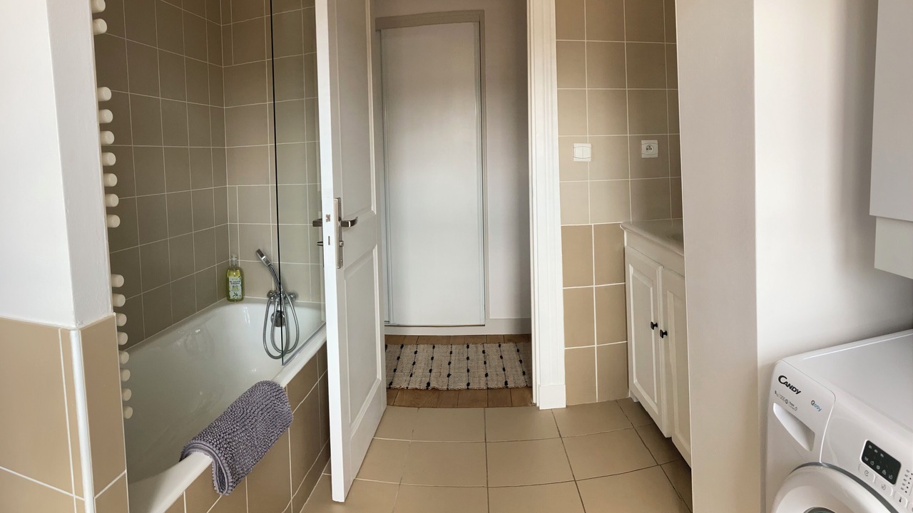 Photo of Bathroom in Perigueux