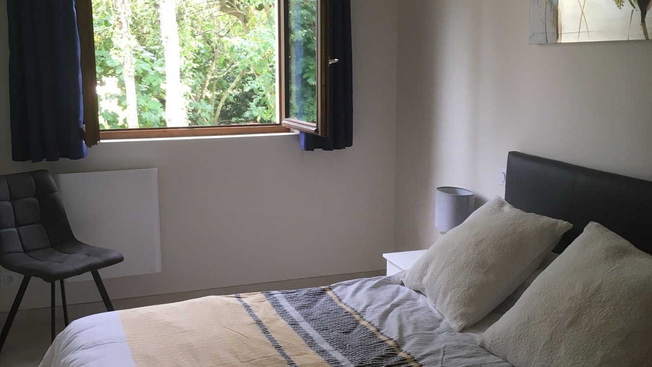 Photo of Bedroom in Milhac-d'Auberoche