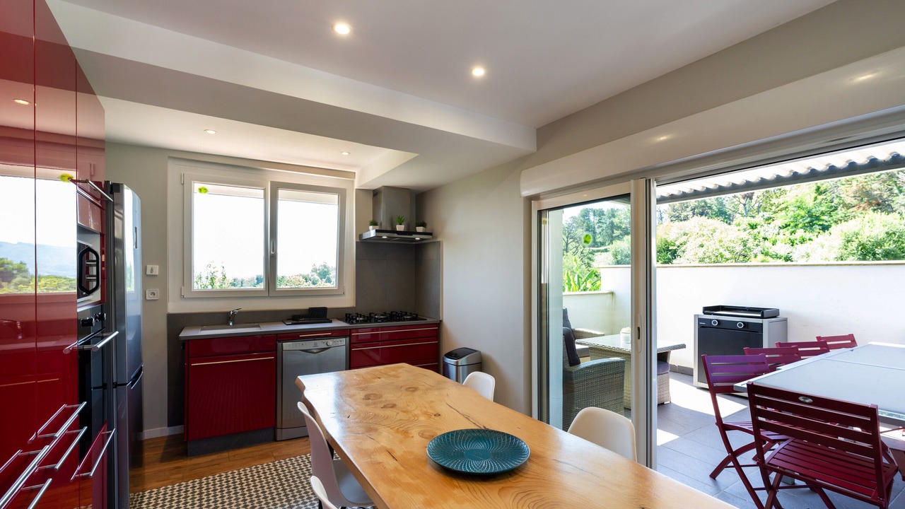 Photo of Kitchen in Behobie