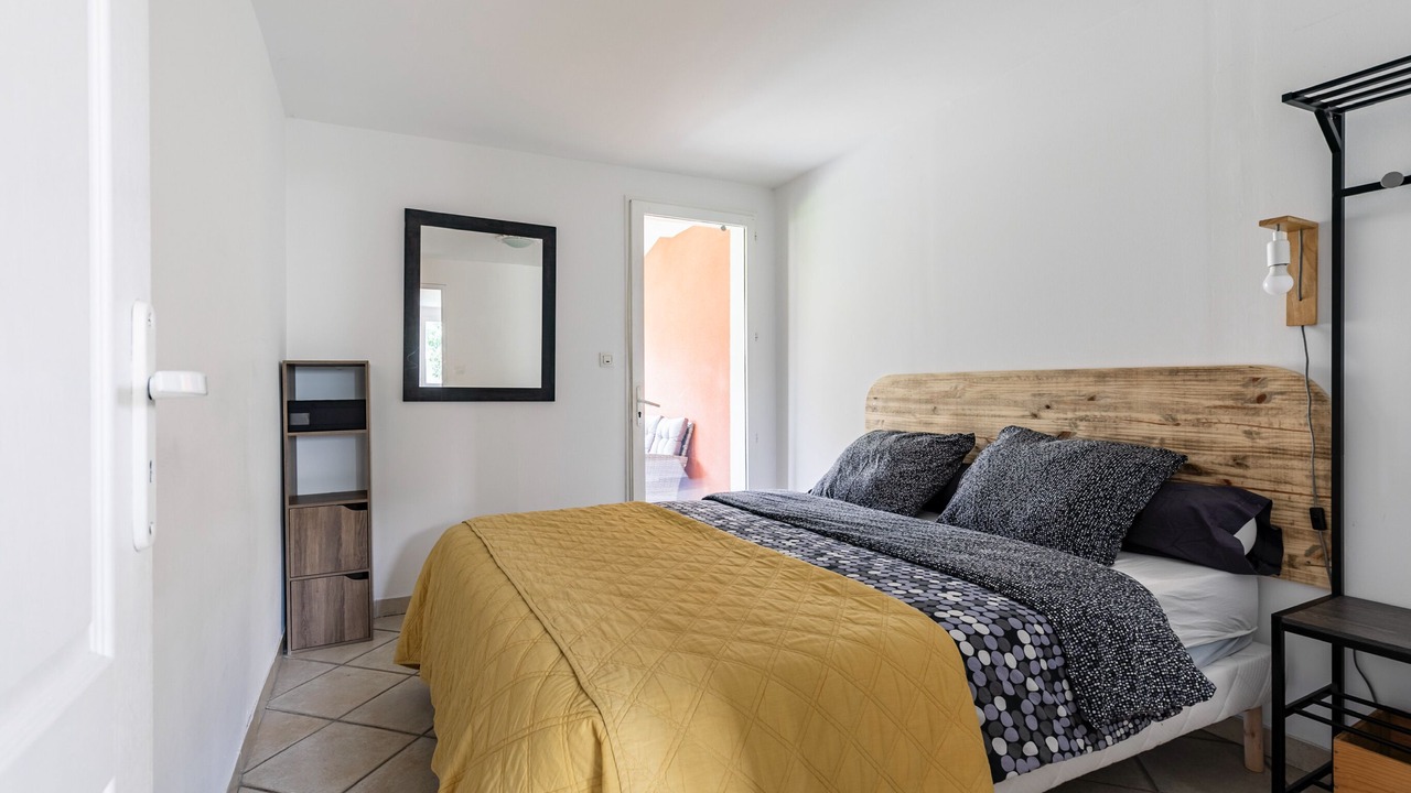 Photo of Bedroom in Merignac