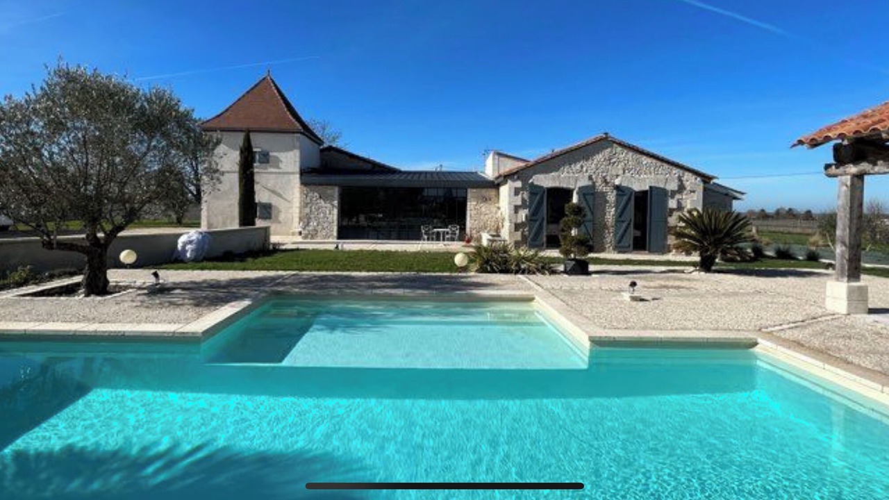 Photo of Outdoor in Barbezieux-Saint-Hilaire