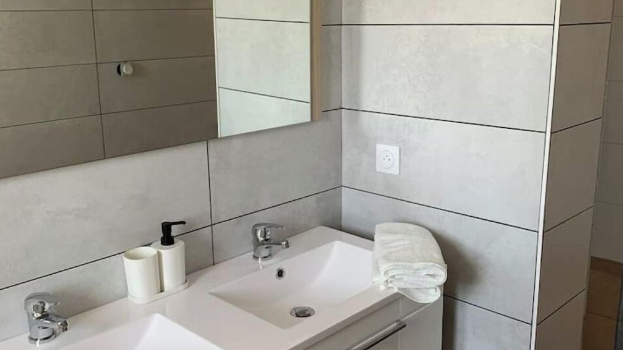 Photo of Bathroom in Villenave-d'Ornon