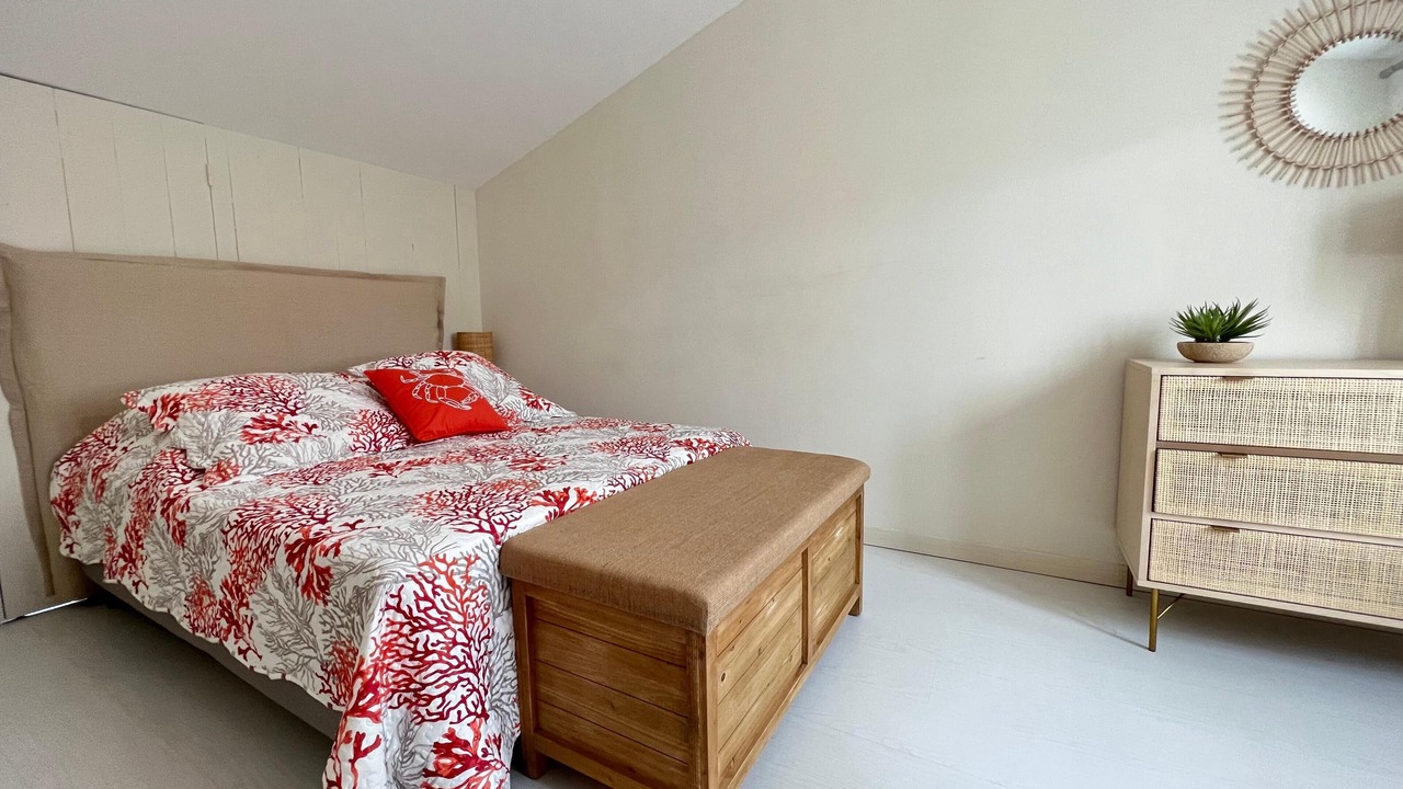 Photo of Bedroom in Saint-Martin-de-Re