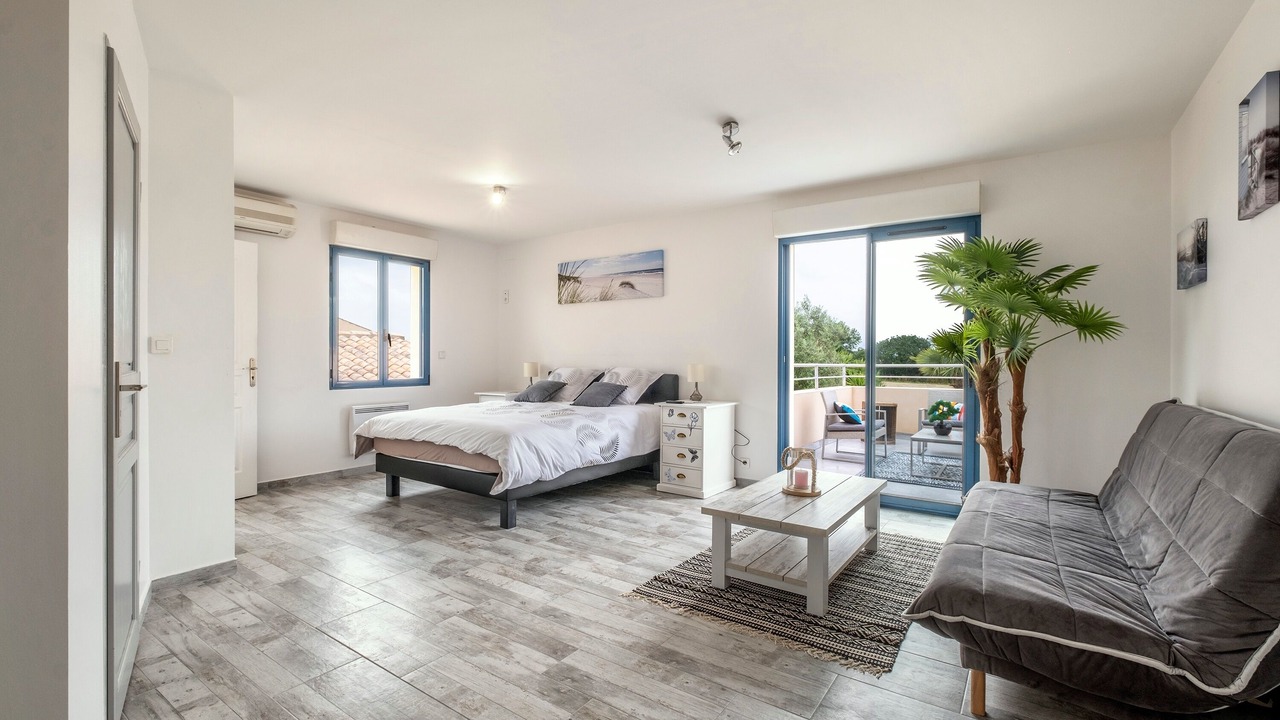 Photo of Bedroom in Saint Nazaire sur Charente