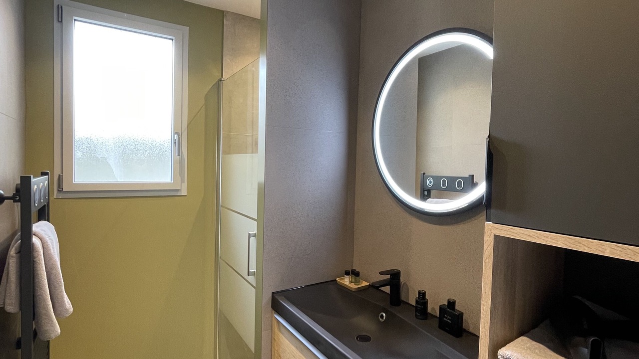 Photo of Bathroom in Centre Ville