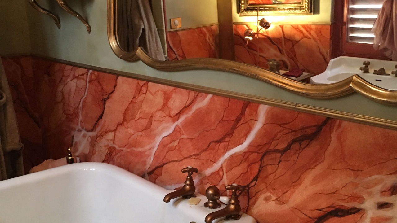 Photo of Bathroom in Bordeaux City Centre