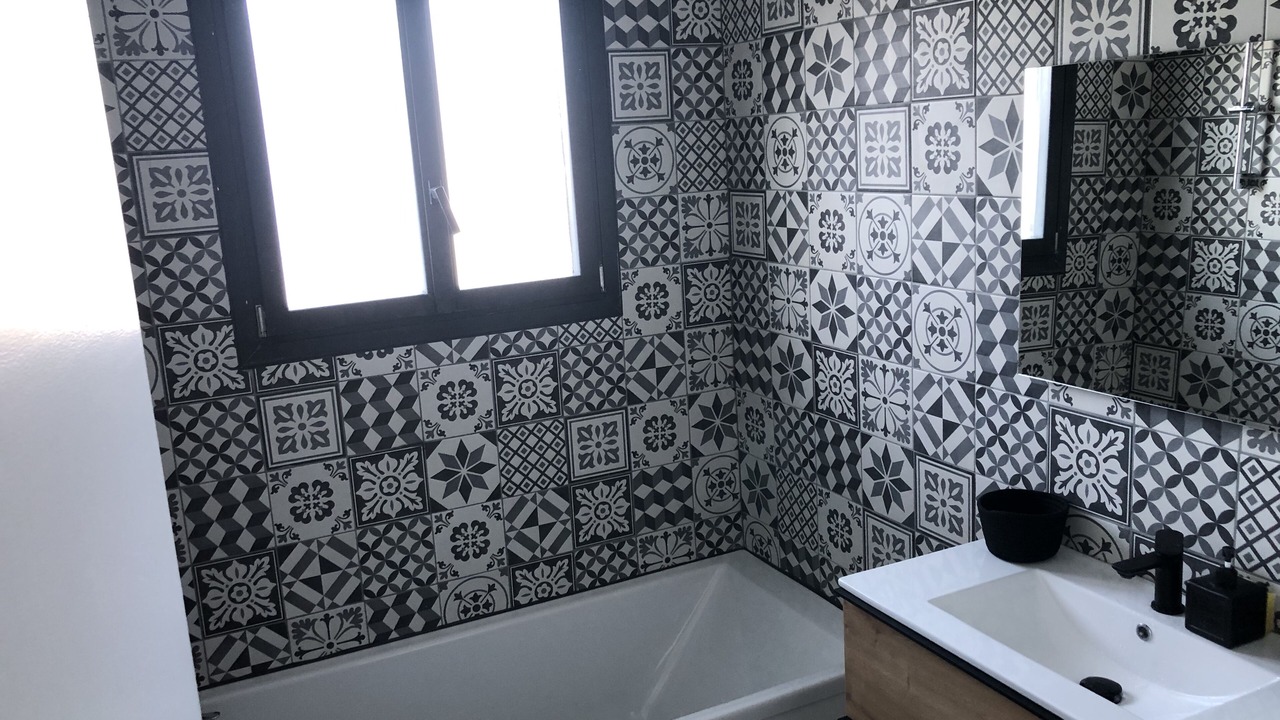 Photo of Bathroom in Saint-Medard-en-Jalles