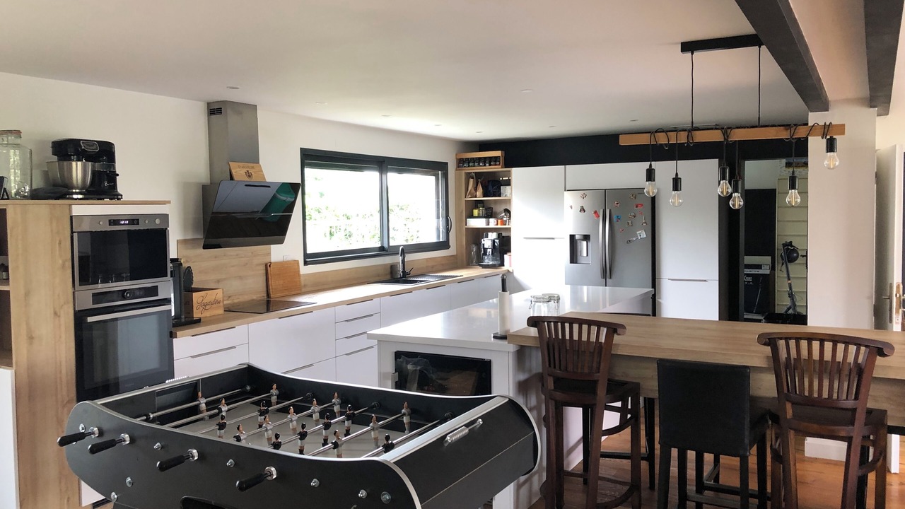 Photo of Kitchen in Saint-Medard-en-Jalles