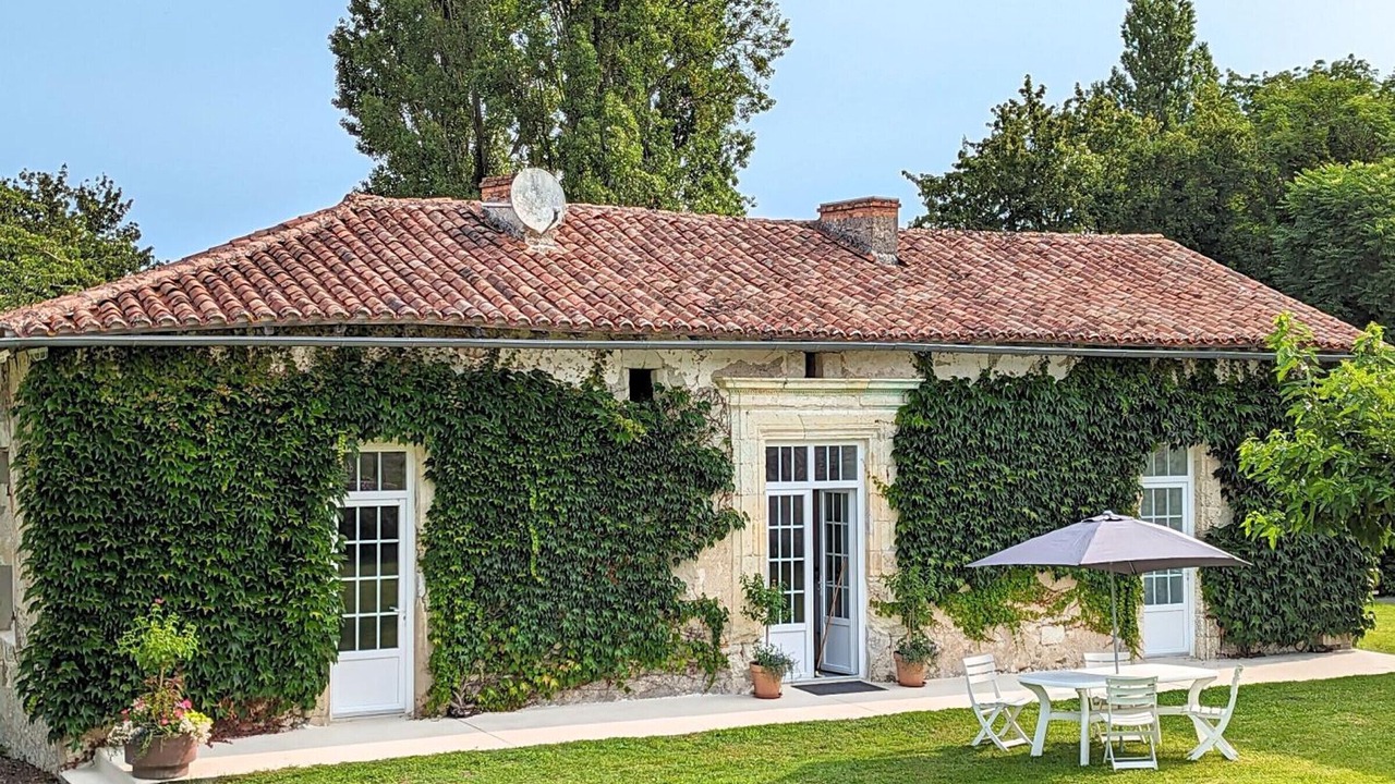 Photo of Outdoor in Bellon