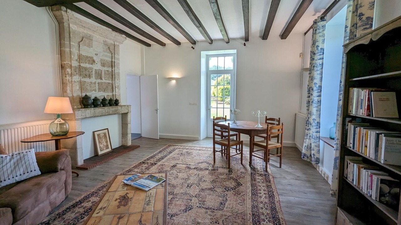 Photo of Livingroom in Bellon