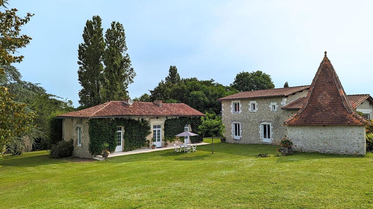 Photo of Outdoor in Bellon