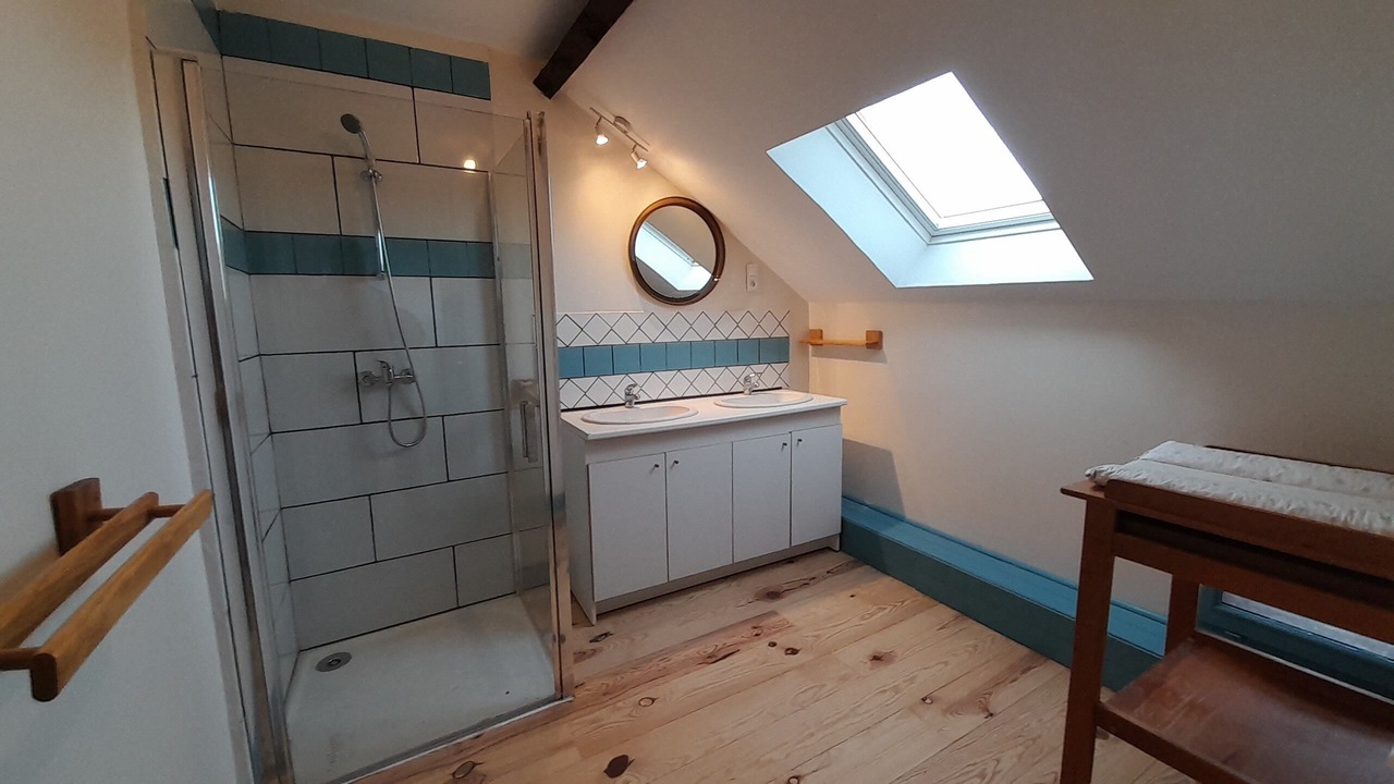 Photo of Bathroom in La Trimouille