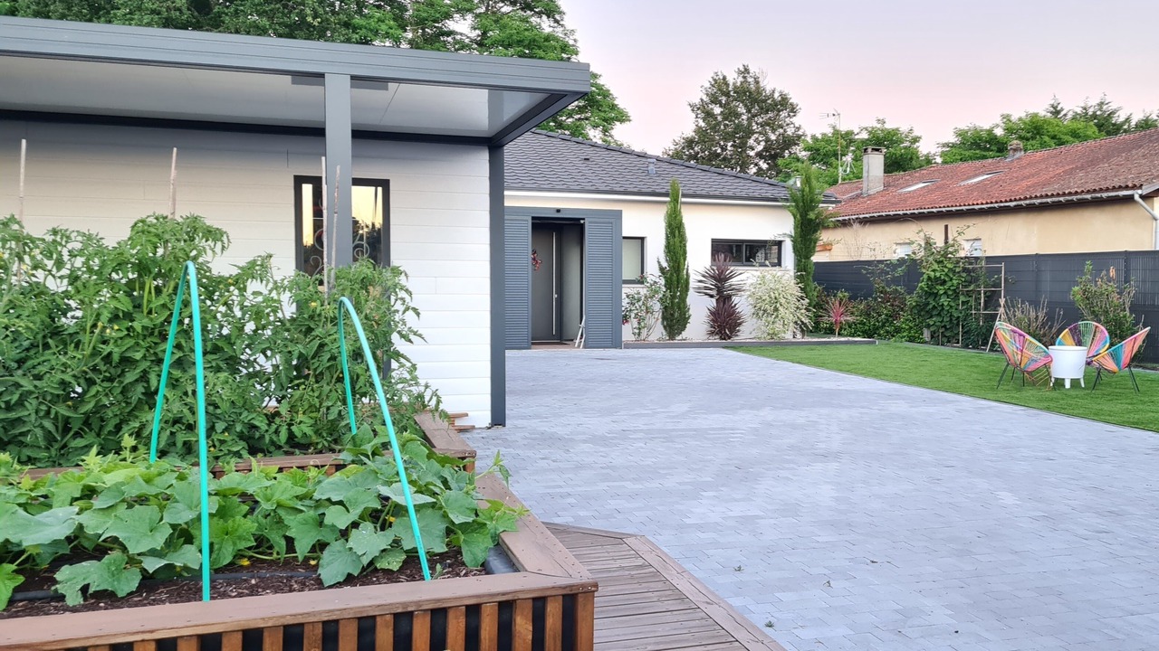 Photo of Outdoor in Saint-Magne