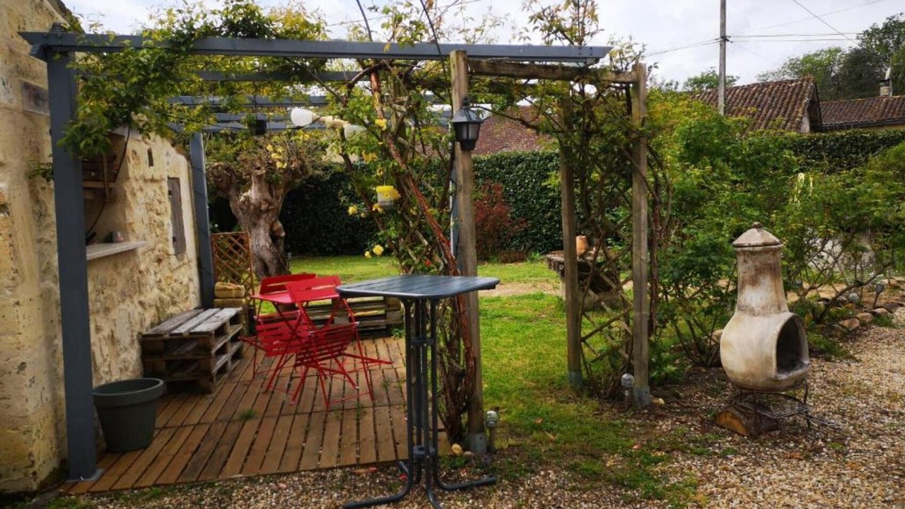 Photo of Outdoor in Saint-Denis-de-Pile