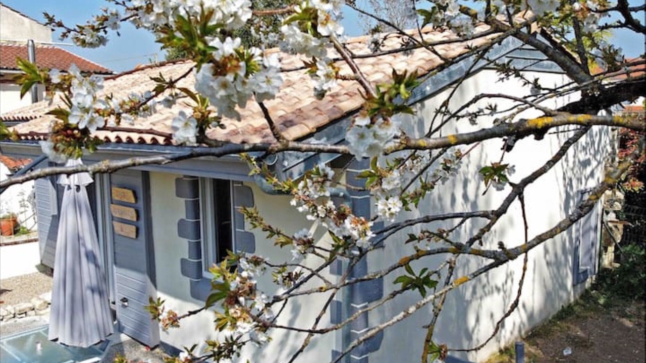 Photo of Outdoor in Verines