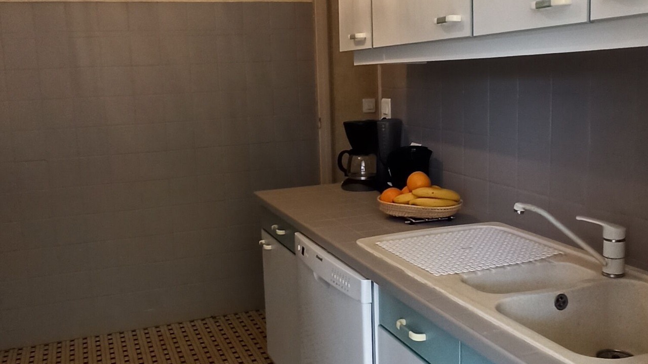 Photo of Kitchen in Parentis-en-Born