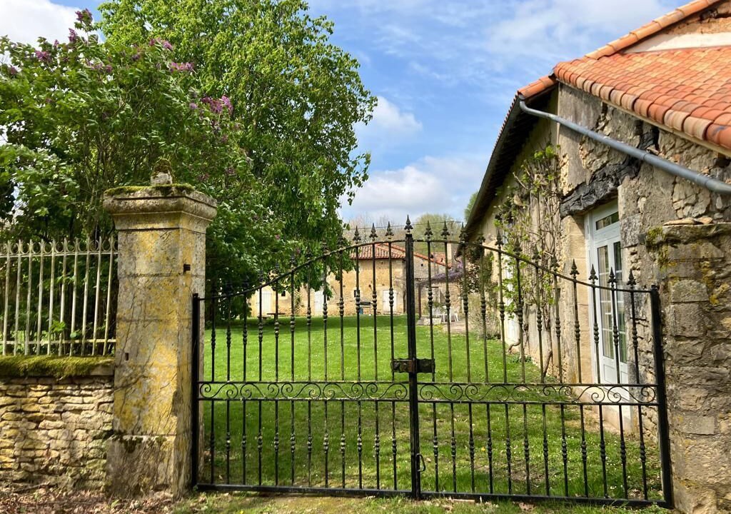 Photo of Outdoor in Blanzay