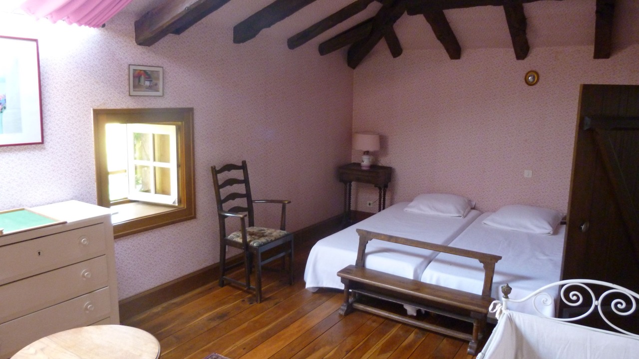 Photo of Bedroom in Genouillac