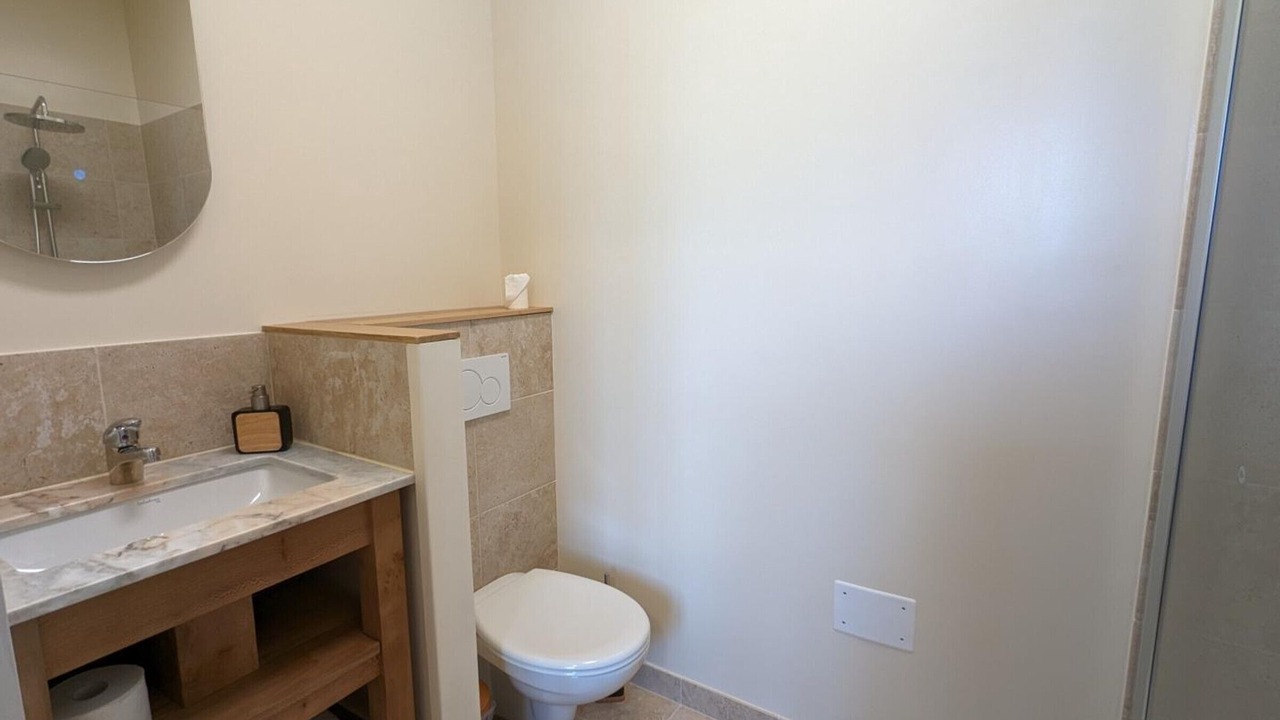Photo of Bathroom in Gondeville