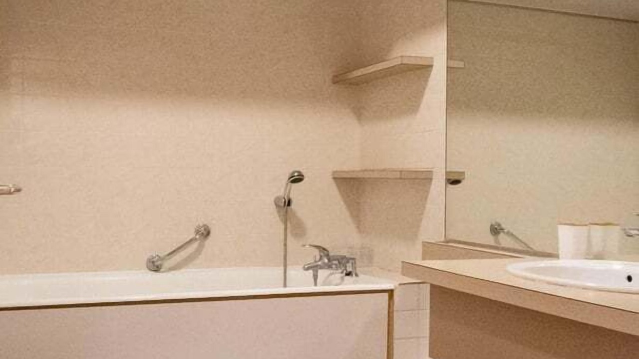 Photo of Bathroom in Poitiers