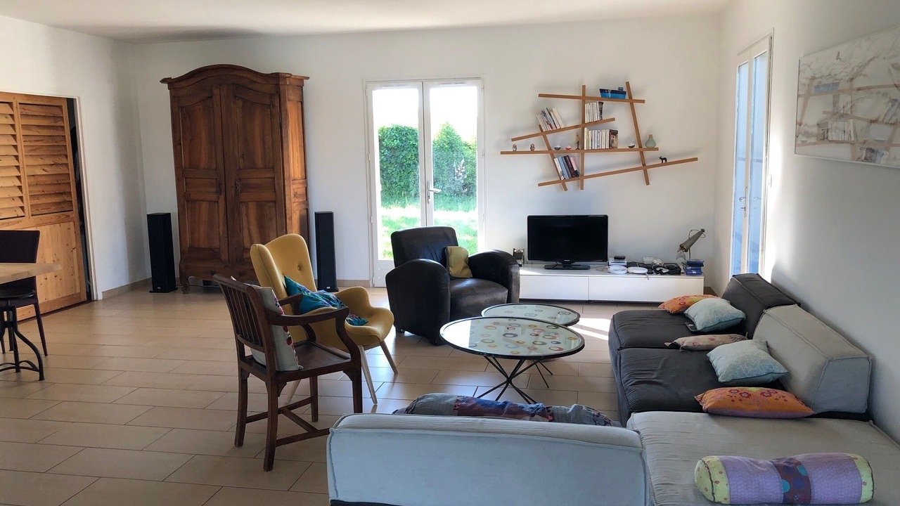 Photo of Livingroom in Cenac