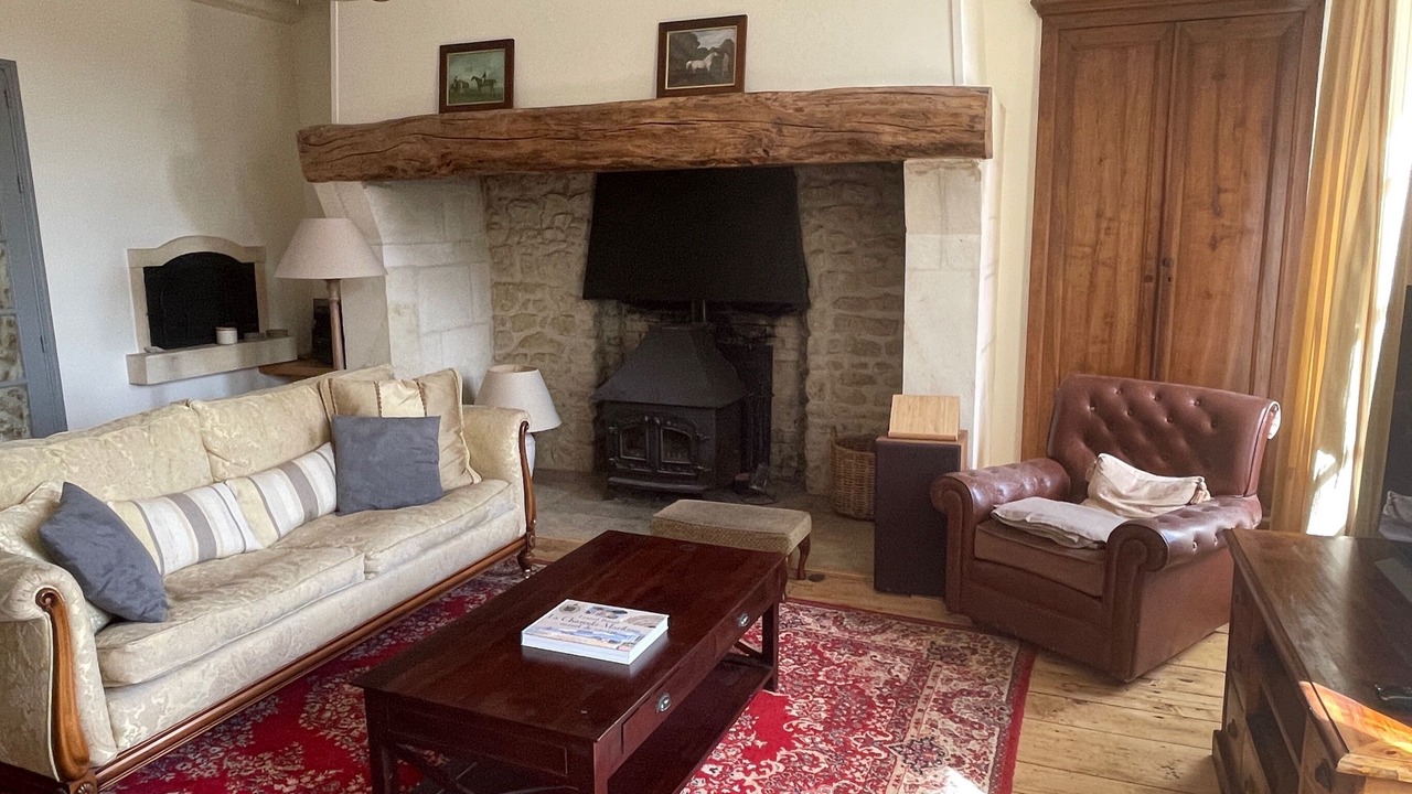 Photo of Livingroom in Antezant-la-Chapelle