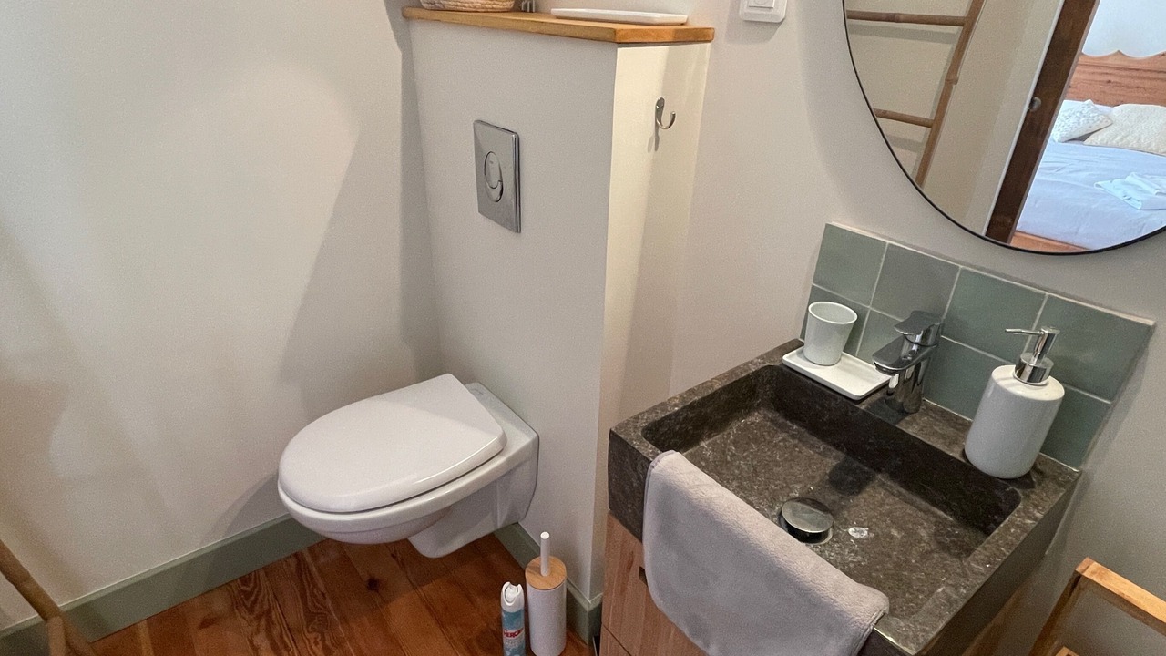 Photo of Bathroom in Antezant-la-Chapelle