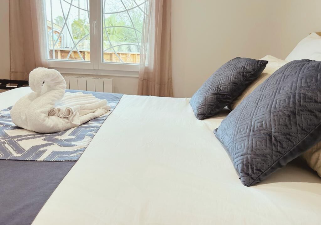 Photo of Bedroom in Biganos
