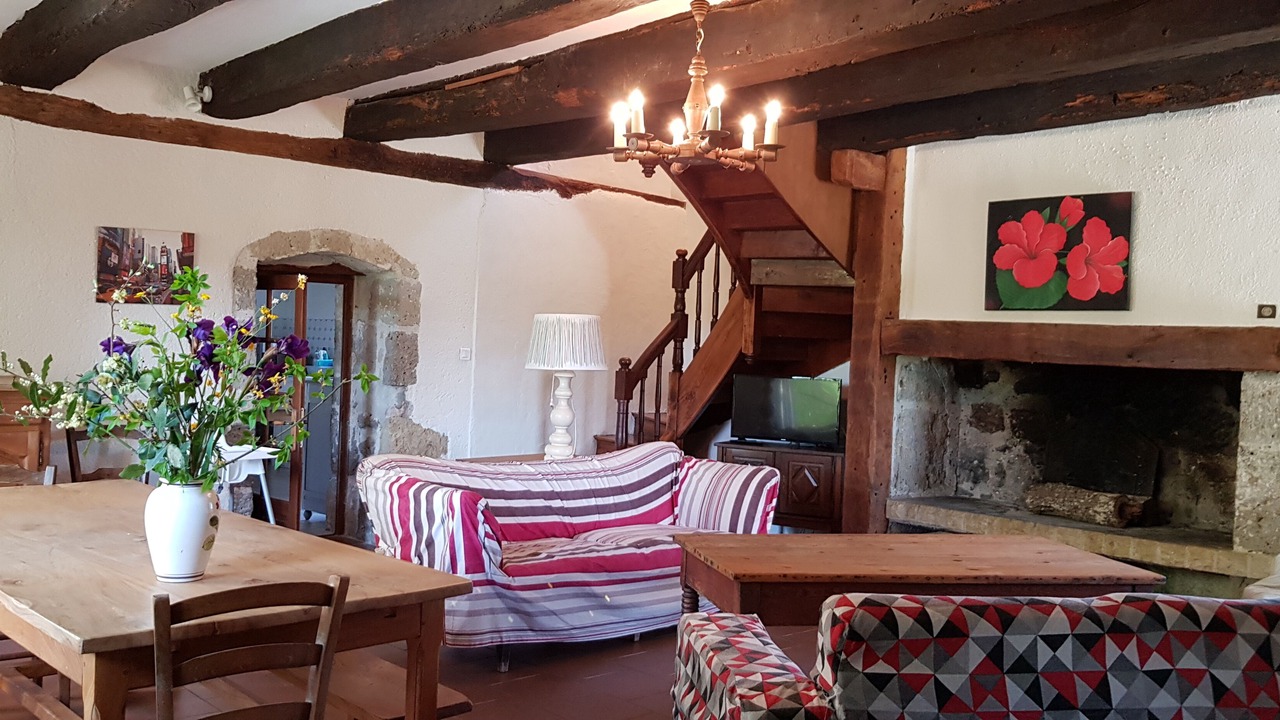 Photo of Livingroom in Clermont-Dessous