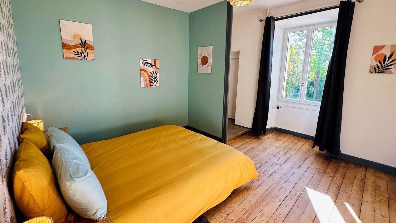 Photo of Bedroom in Alloue