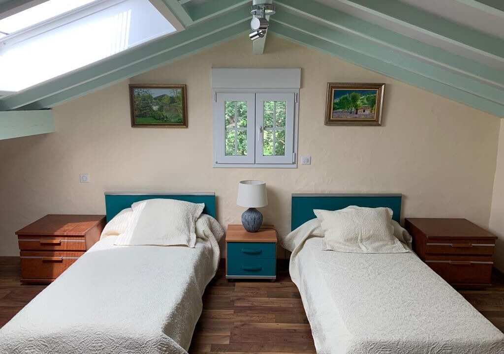 Photo of Bedroom in Sare