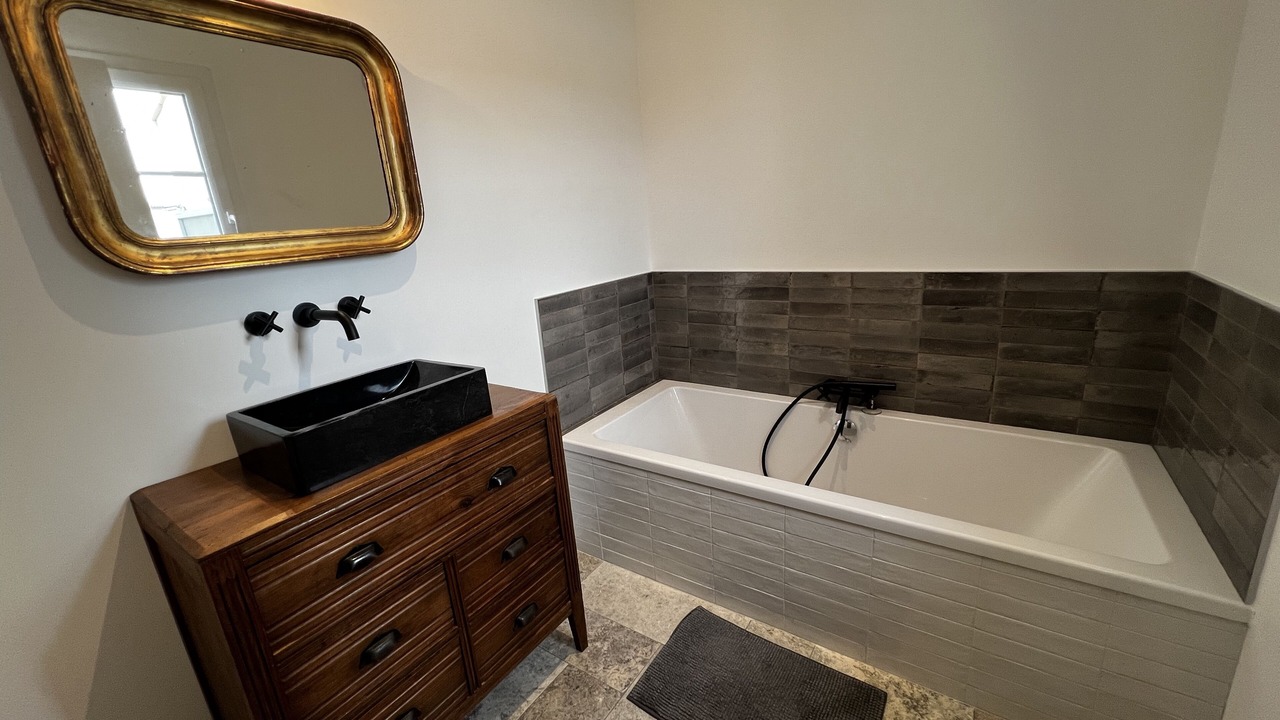 Photo of Bathroom in Dompierre-sur-Mer