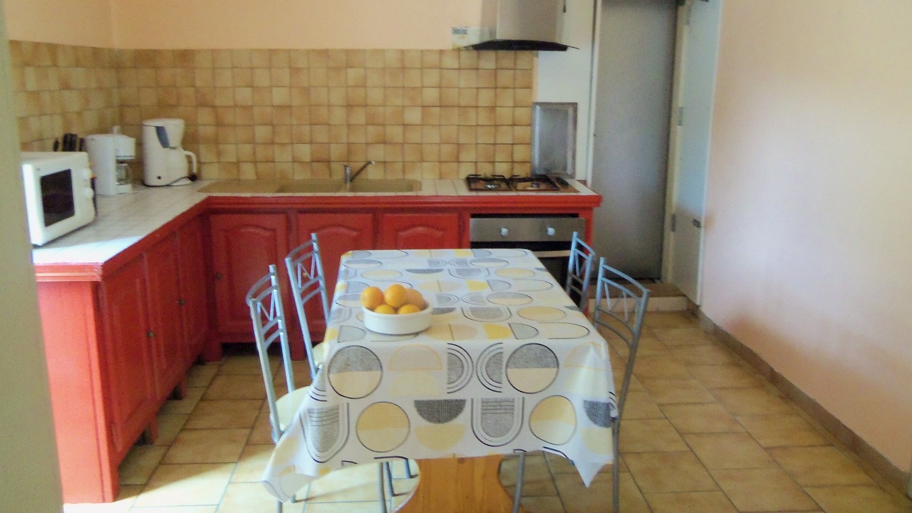 Photo of Kitchen in Serres-et-Montguyard