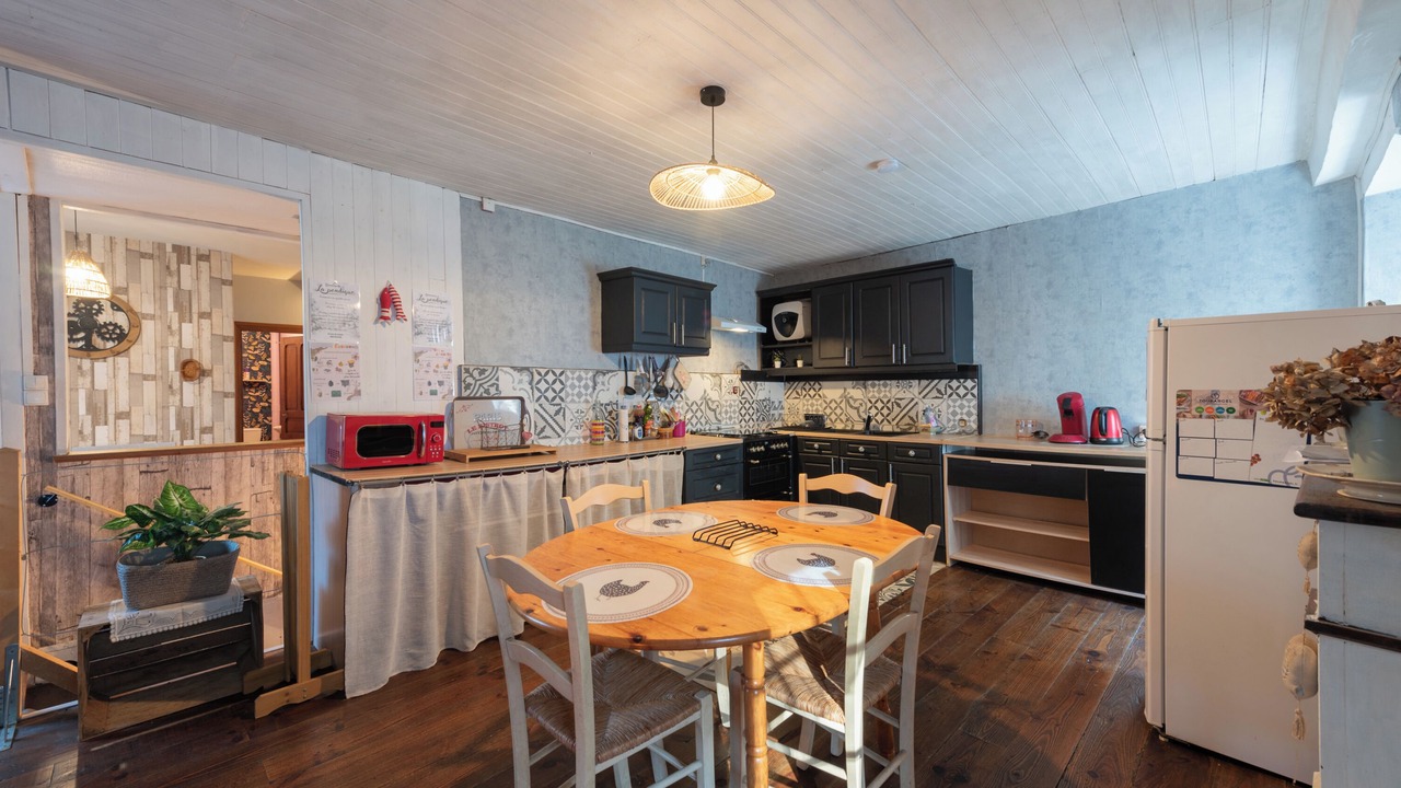 Photo of Kitchen in Escot