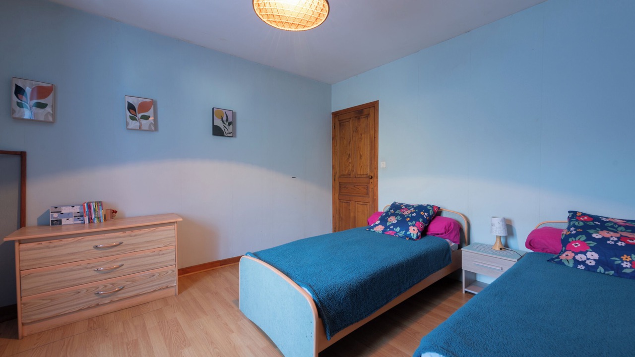 Photo of Bedroom in Escot