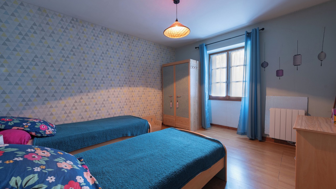 Photo of Bedroom in Escot