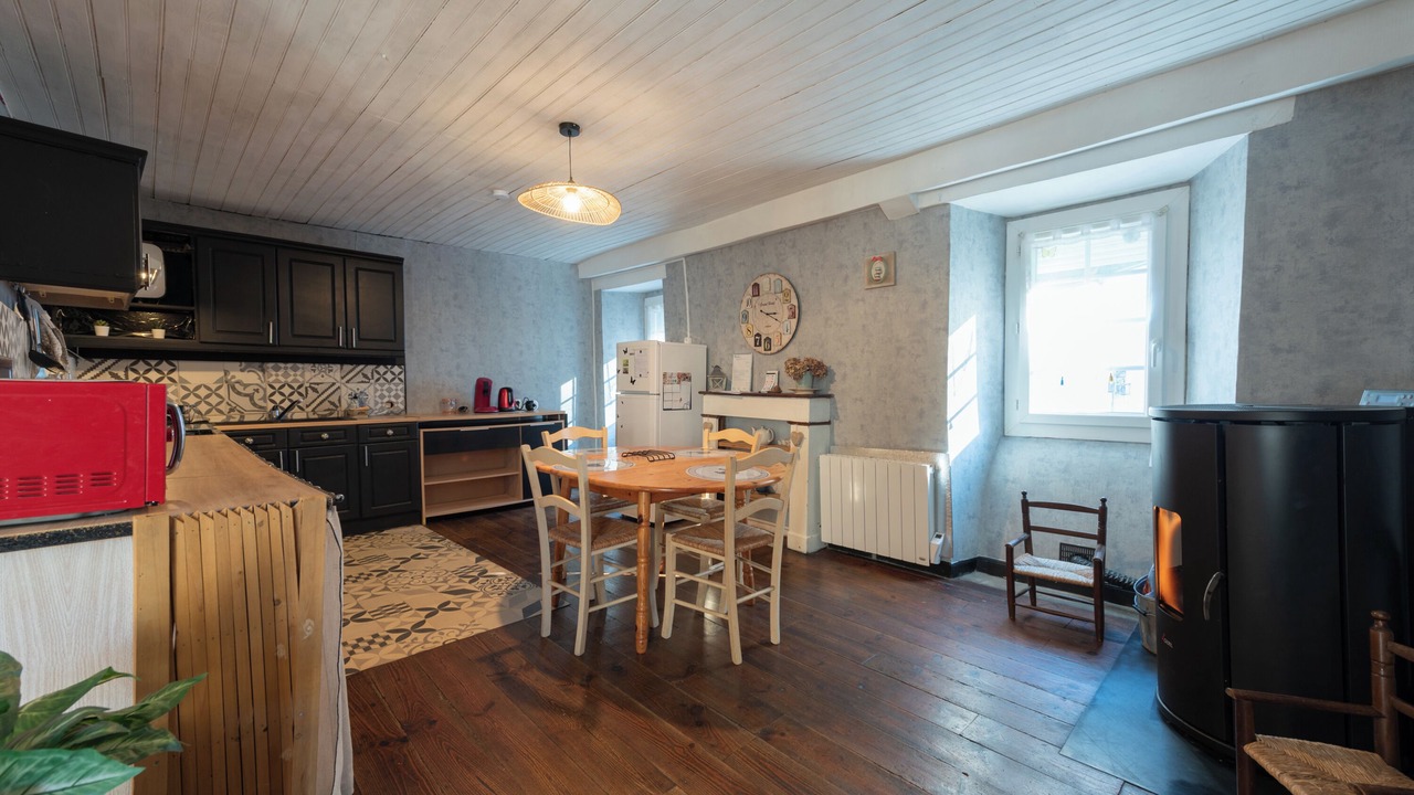 Photo of Kitchen in Escot