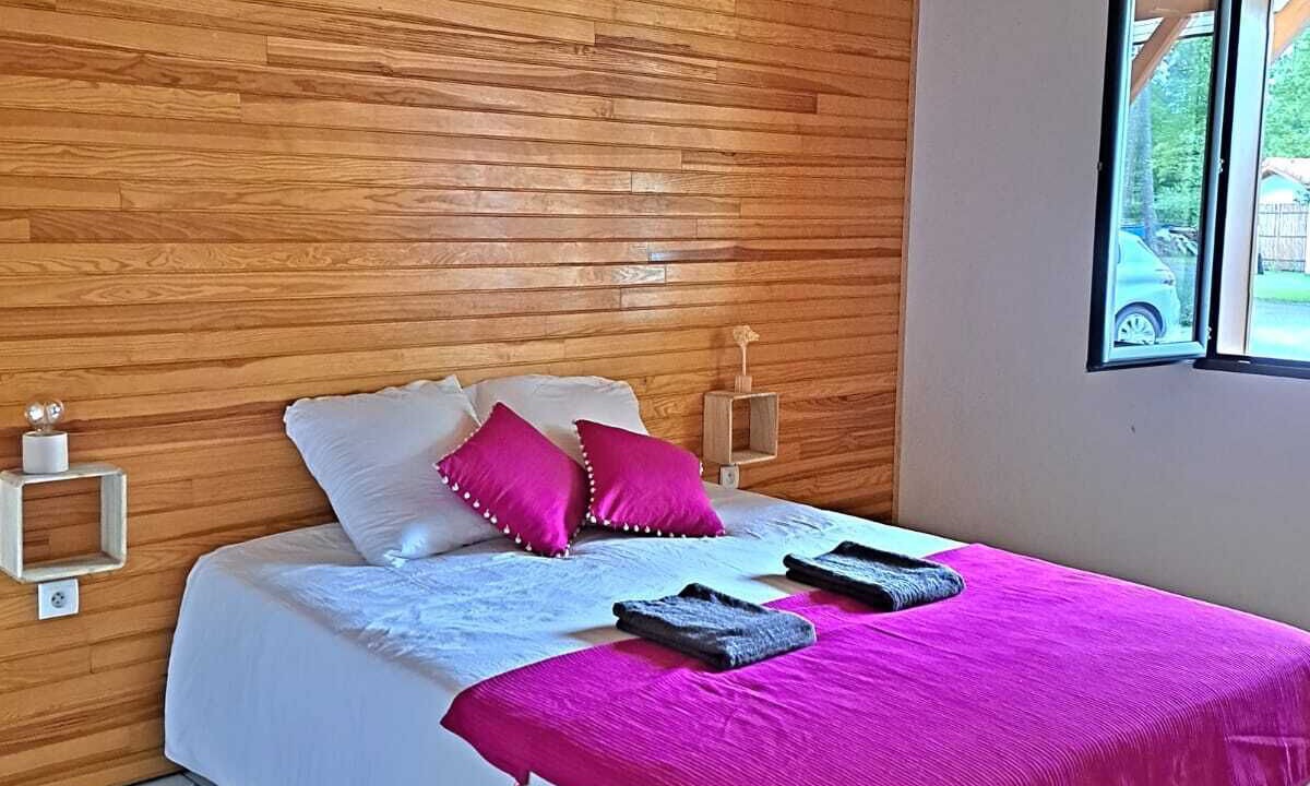 Photo of Bedroom in Escource