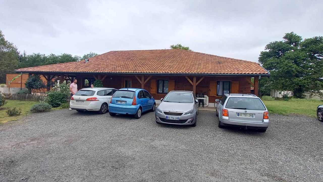 Photo of Outdoor in Escource