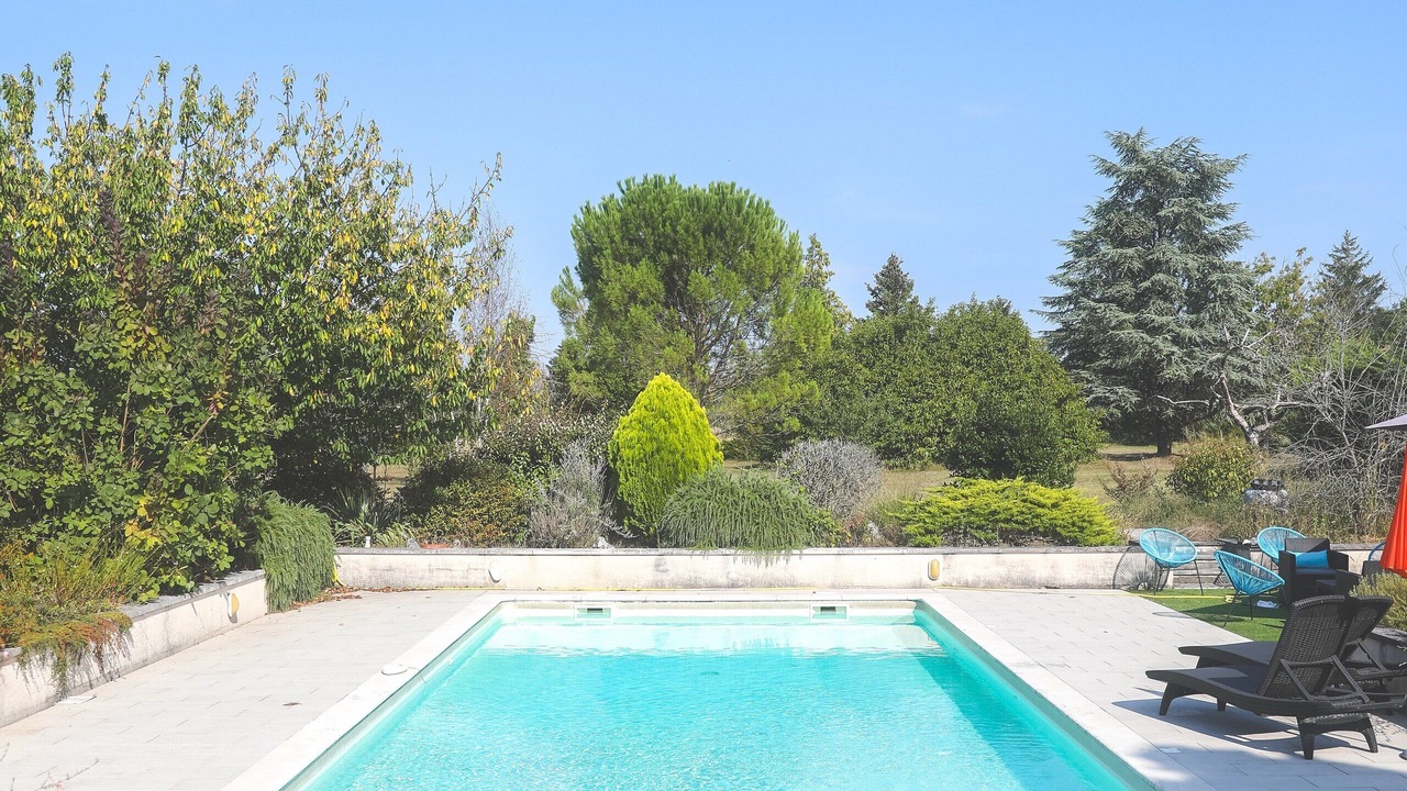 Photo of Outdoor in Cherval