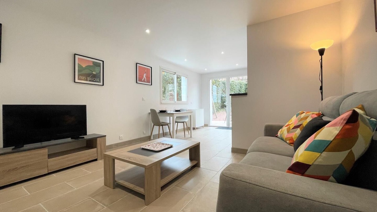 Photo of Livingroom in Ainhoa