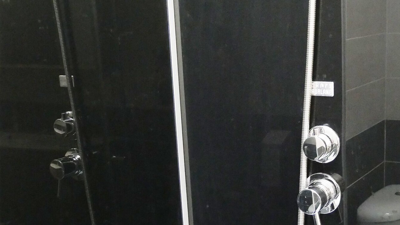 Photo of Bathroom in Jaunay-Clan